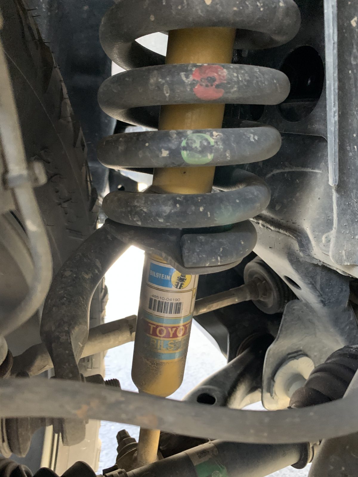 Identify coilover position for Gen3 Tacoma TRD OR 4×4 DCSB